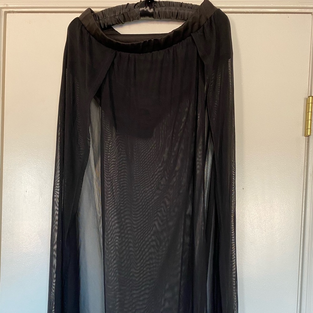 Fashion Nova mesh skirt